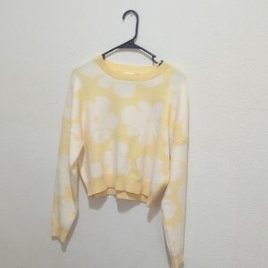 Yellow Floral Sweater🌟